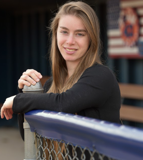 Portrait photo of Erica Bower