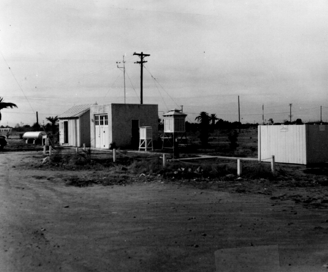Phoenix airport office, 1953