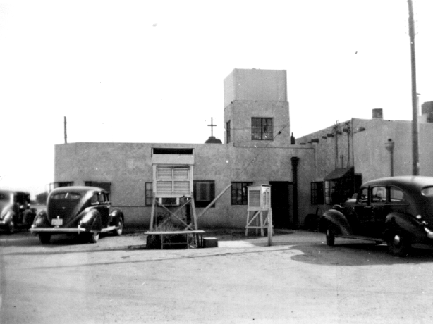 Phoenix airport office, 1953